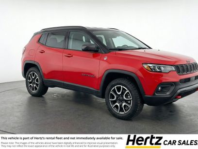 Used 2025 Jeep Compass Trailhawk