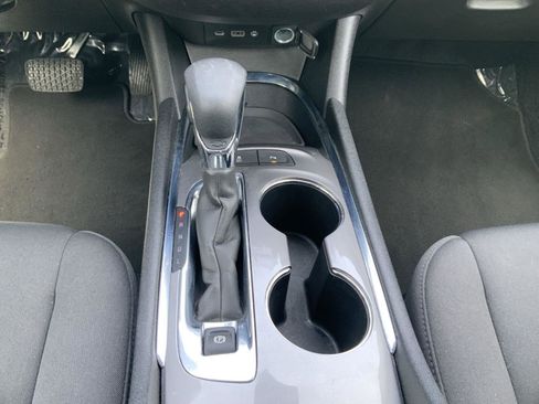 Used 2024 Chevrolet Malibu LT image 45