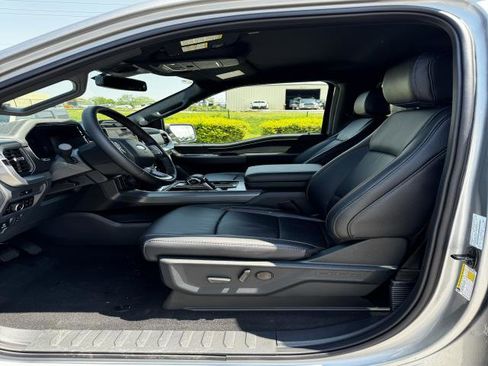 New 2025 Ford F150 Lariat w/ Equipment Group 501A Mid image 12