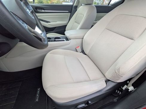 Used 2022 Nissan Altima 2.5 SV image 14