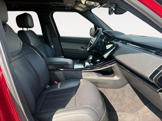 Used 2025 Land Rover Range Rover Sport SE AWD/4WD image 14