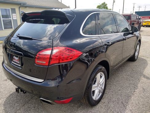 Used 2011 Porsche Cayenne image 8