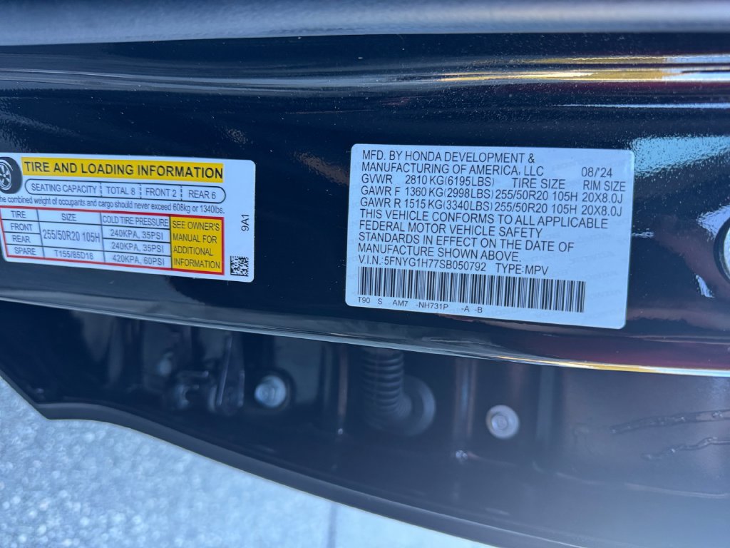 Used 2025 Honda Pilot Touring image 25