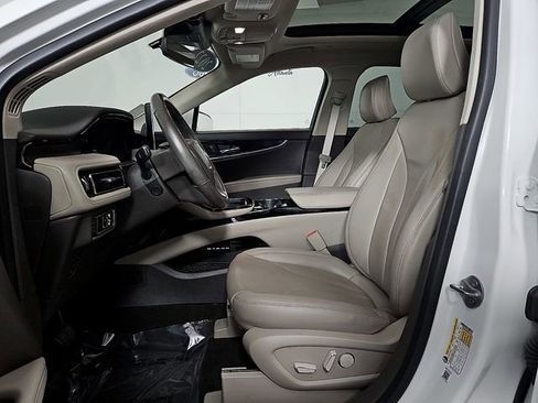 Certified 2022 Lincoln Nautilus Reserve w/ Equipment Group 201A image 14