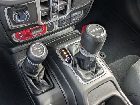 New 2026 Jeep Gladiator Mojave AWD/4WD image 22