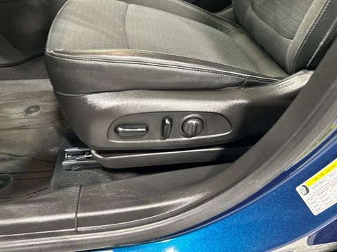 Used 2021 Buick Encore GX Select w/ Experience Buick Package AWD/4WD image 12