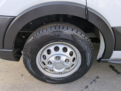 Used 2023 Ford Transit 350 Low Roof DRW image 7