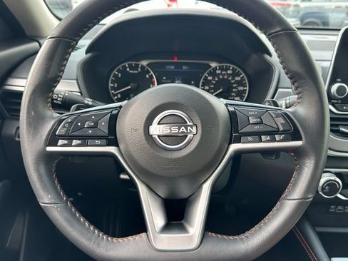 Used 2024 Nissan Altima 2.5 SR AWD/4WD image 41