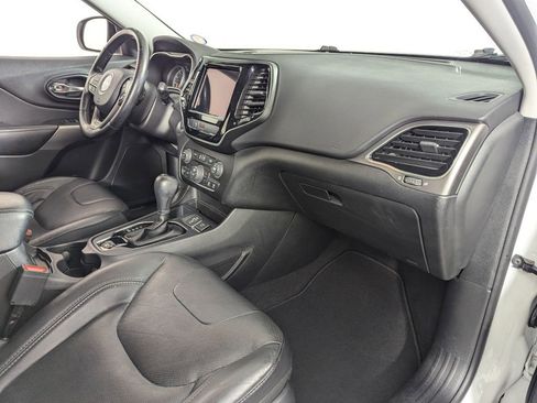 Used 2020 Jeep Cherokee Limited image 35