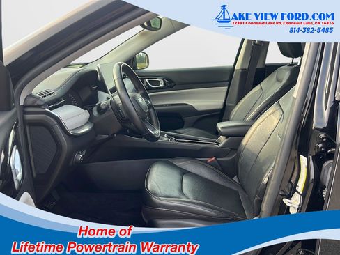 Used 2022 Jeep Compass Limited AWD/4WD image 17