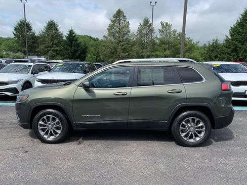 Used 2021 Jeep Cherokee Latitude Lux w/ Comfort/Convenience Group AWD/4WD image 2