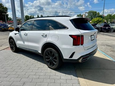 Used 2023 Kia Sorento SX AWD/4WD image 5