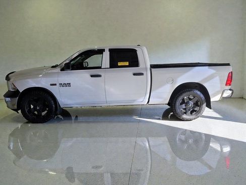 Used 2017 RAM 1500 ST w/ SXT Appearance Group image 13