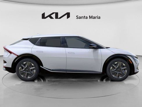 New 2025 Kia EV6 Light image 7