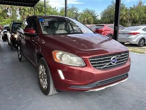 Used 2015 Volvo XC60 T5 Premier w/ Proximity Package FWD image 10