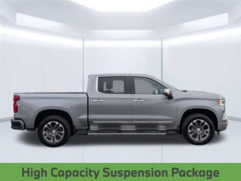 Used 2023 Chevrolet Silverado 1500 High Country w/ Z71 Off-Road Package AWD/4WD image 8