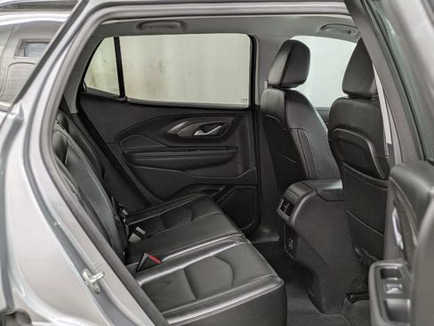 Used 2024 GMC Terrain SLT AWD/4WD image 27