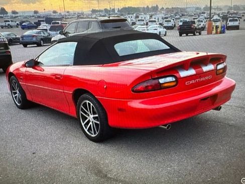 Used 2002 Chevrolet Camaro Z28 w/ SS Performance/Appearance Pkg RWD image 2