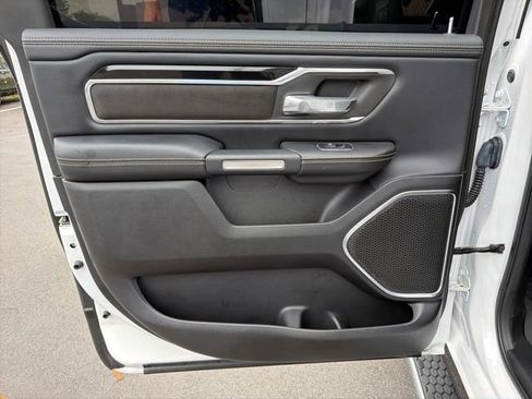 Used 2020 RAM 1500 Laramie w/ Sport Appearance Package AWD/4WD image 14