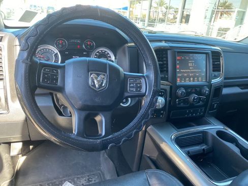 Used 2017 RAM 1500 Sport w/ Black Ram 1500 Sport Group AWD/4WD image 10