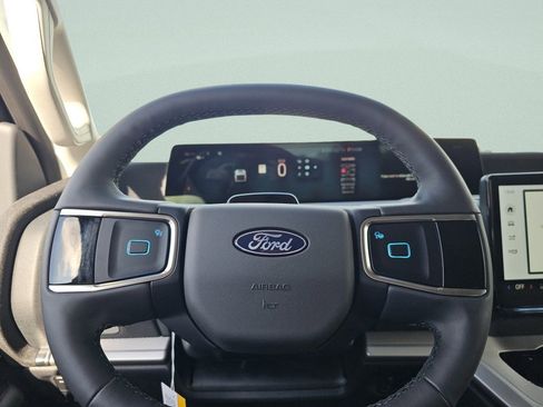 New 2025 Ford Expedition Max Active image 31