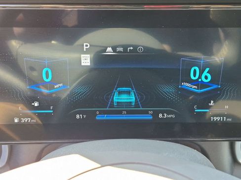 Used 2025 Hyundai Elantra SEL FWD image 16