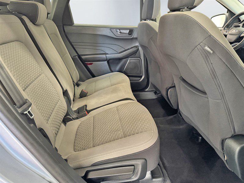 Used 2022 Ford Escape SE w/ Cold Weather Package AWD/4WD image 24
