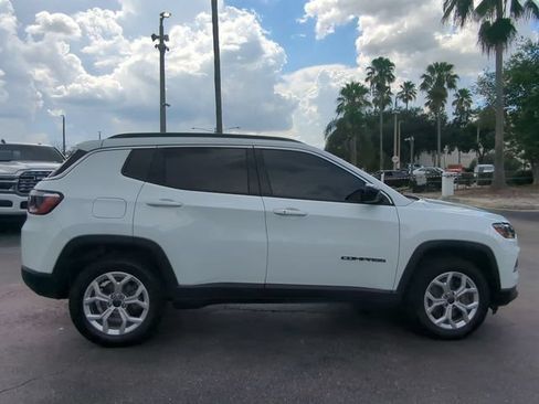 Certified 2025 Jeep Compass Latitude AWD/4WD image 4