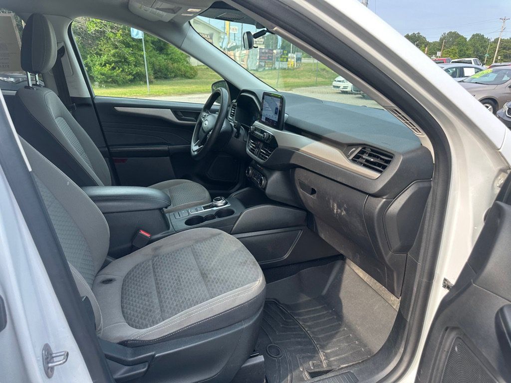 Used 2022 Ford Escape SE AWD/4WD image 22