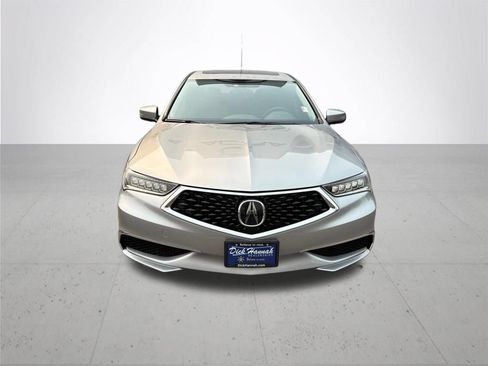 Used 2018 Acura TLX FWD image 2