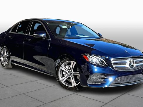Used 2018 Mercedes-Benz E 300 image 2