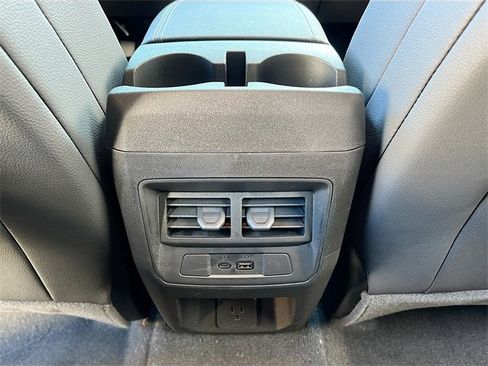 New 2026 GMC Canyon Denali image 18