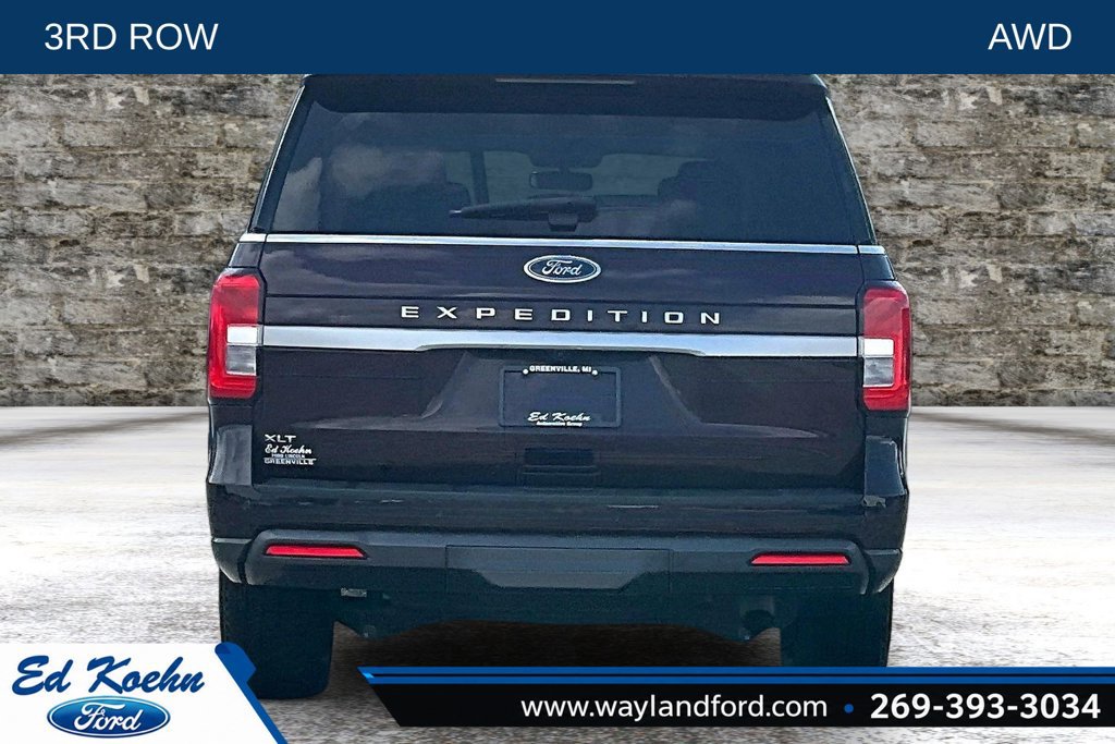 Used 2023 Ford Expedition XLT AWD/4WD image 5