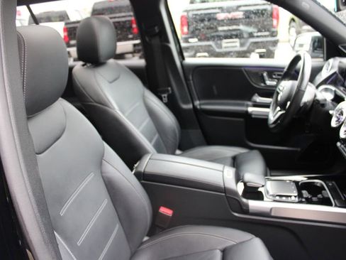 Used 2023 Mercedes-Benz GLB 250 4MATIC image 34