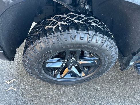 Certified 2022 Chevrolet Silverado 1500 LT Trail Boss w/ Convenience Package II image 11