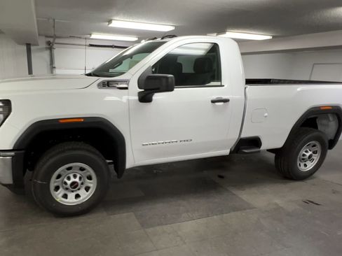 New 2025 GMC Sierra 3500 Pro image 37