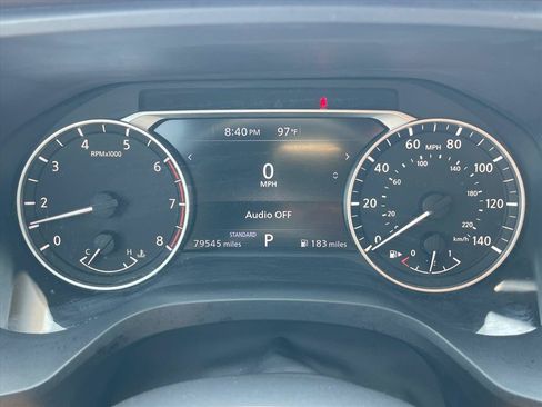 Used 2022 Nissan Rogue SV w/ SV Premium Package FWD image 11