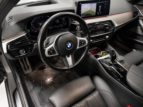 Used 2022 BMW 540i w/ M Sport Package RWD image 9