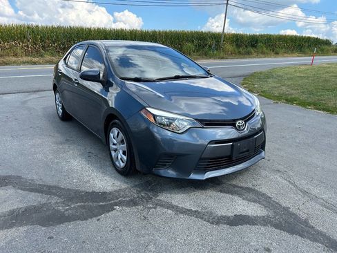 Used 2015 Toyota Corolla LE 4dr Sedan image 4