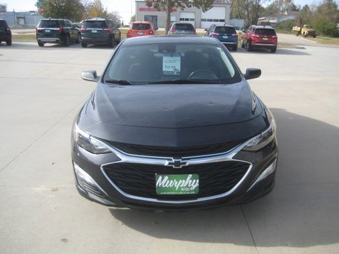 Used 2023 Chevrolet Malibu RS image 3