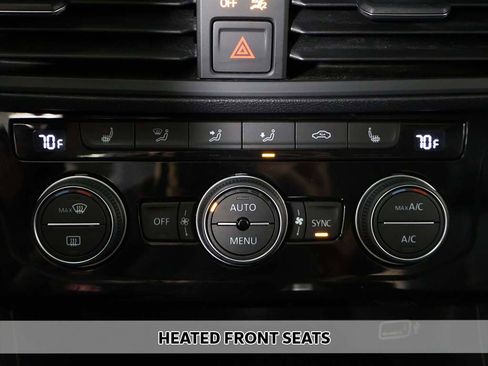 Used 2019 Volkswagen Jetta SE FWD image 6