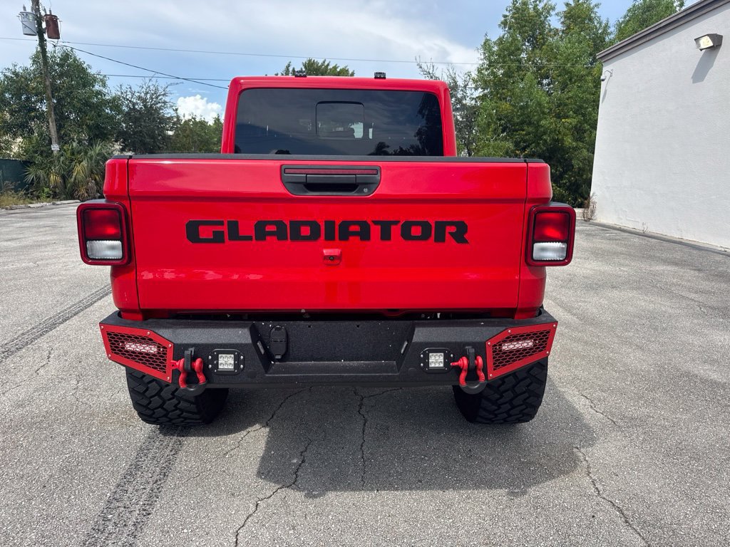 Used 2024 Jeep Gladiator Sport AWD/4WD image 9