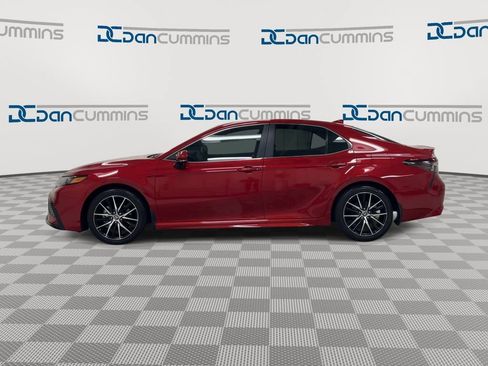 Used 2023 Toyota Camry SE w/ Audio Upgrade Package FWD image 5
