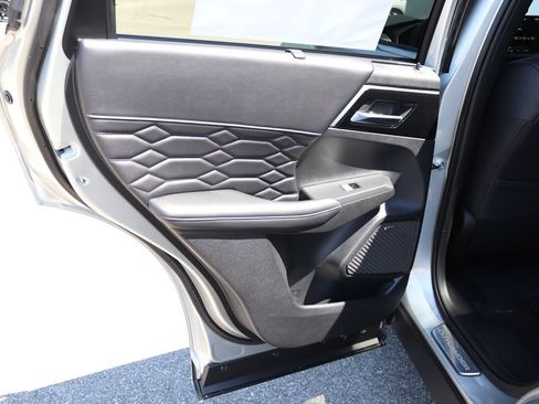 New 2026 Mitsubishi Outlander SEL AWD/4WD image 9