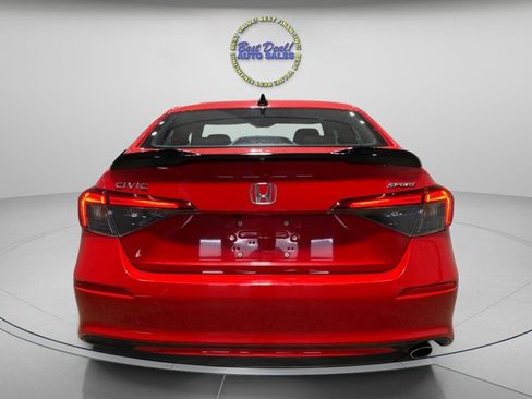 Used 2023 Honda Civic Sport image 4