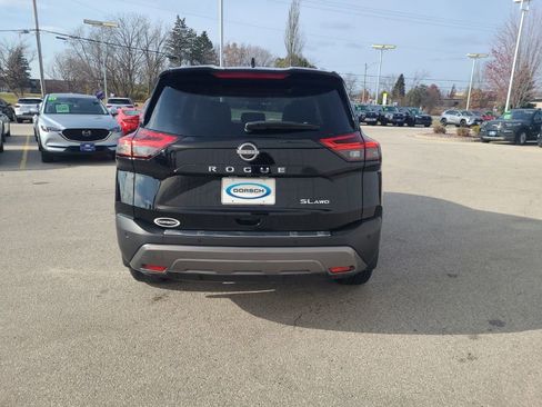 Used 2023 Nissan Rogue SL AWD/4WD image 5
