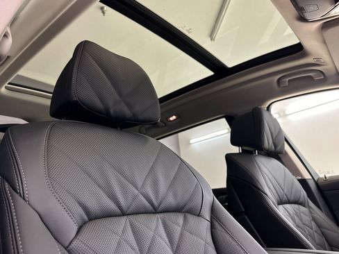 New 2026 BMW X7 xDrive40i w/ Premium Package image 25