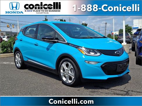 Used 2021 Chevrolet Bolt LT FWD image 1