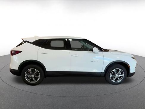 Used 2026 Chevrolet Blazer LT FWD image 16