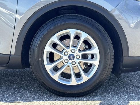 Certified 2022 Ford Escape SE image 31